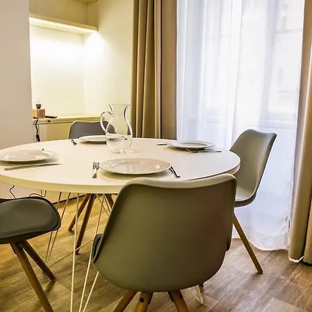 Apartment Luxurious - Na Porici 44 Prague