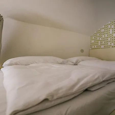 Luxurious - Na Porici 44 * Prague