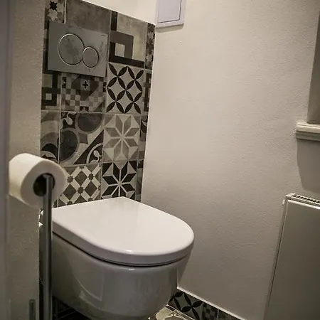 Luxurious - Na Porici 44 * Prague