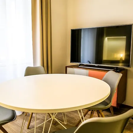 Luxurious - Na Porici 44 Apartment *