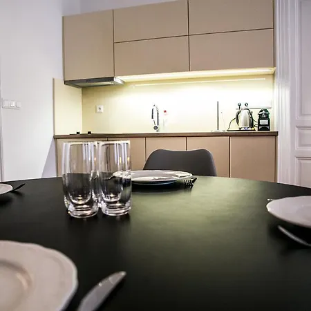 Apartment Luxurious - Na Porici 44 *